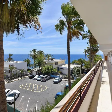 شقة Nice With Balcony